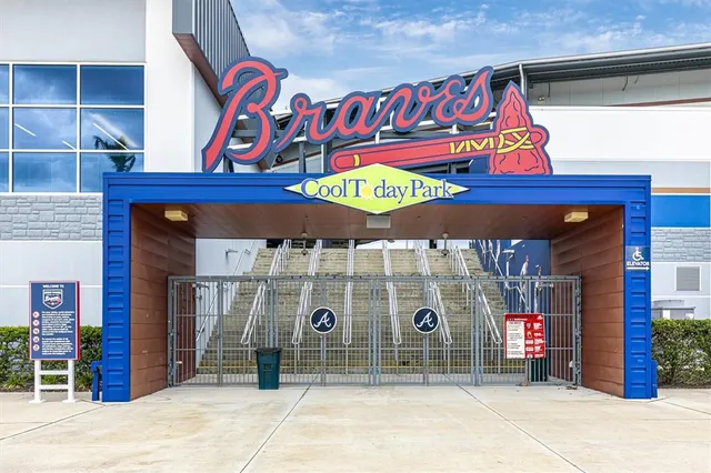 $390,000 | 12180 Wellen Golf Street, Unit 301, Venice, FL 34293