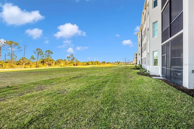 $390,000 | 12180 Wellen Golf Street, Unit 301, Venice, FL 34293