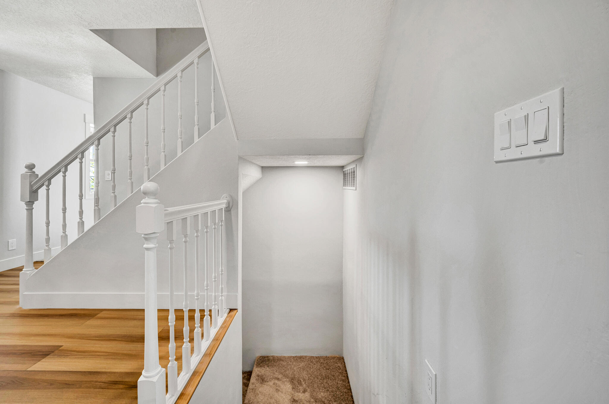 763 East Fiddlers Canyon Road Cedar City, UT 84721 - Photo 27 of 35 Basement Stairs