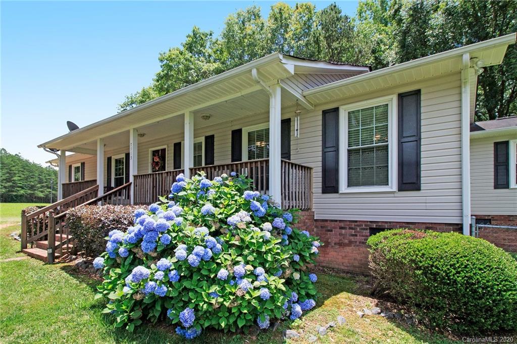 7913 Henry Harris Road Indian Land, SC 29707 - Photo 3 of 30 Gallery Image 3