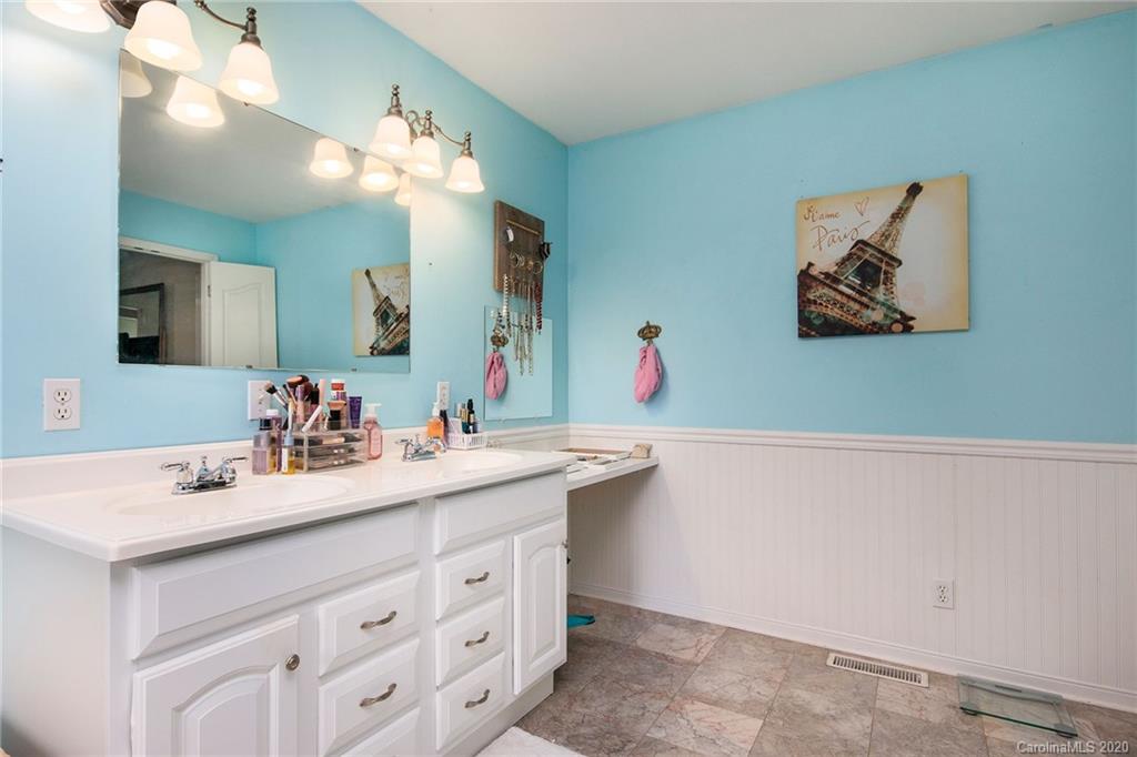 7913 Henry Harris Road Indian Land, SC 29707 - Photo 24 of 30 Gallery Image 24