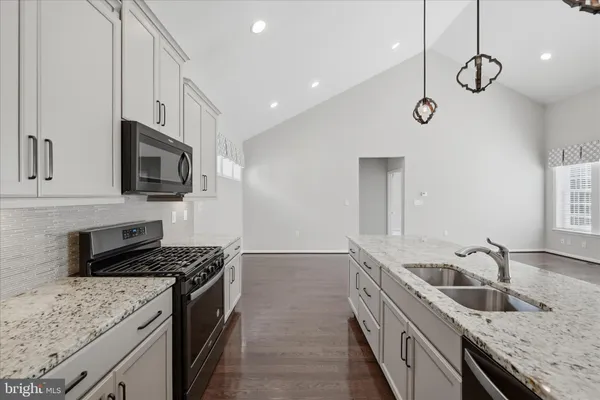 $464,900 | 108 Trumpet Vine Drive, White Post, VA 22663