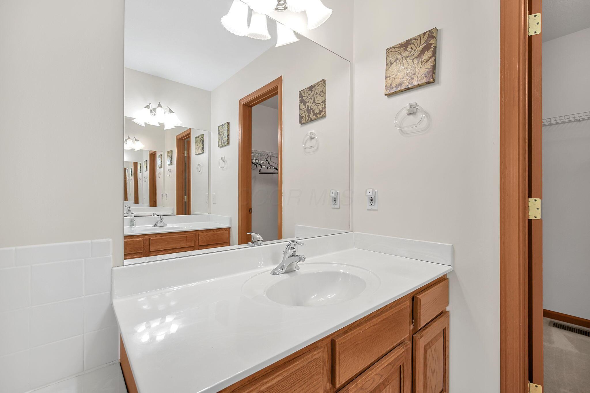 374 Sycamore Ridge Way Columbus, OH 43230 - Photo 21 of 39 20-web-or-mls-374-sycamore-ridge-way