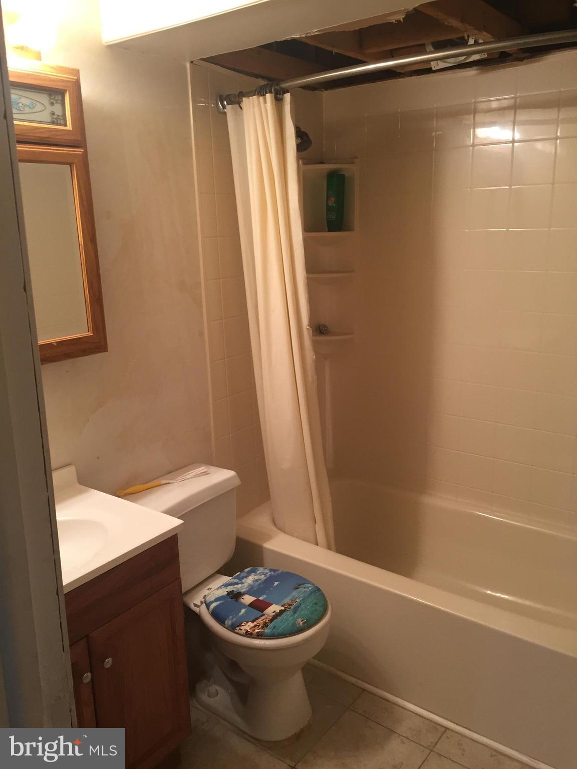 8312 Surry Road Fredericksburg, VA 22407 - Photo 10 of 10 Bath