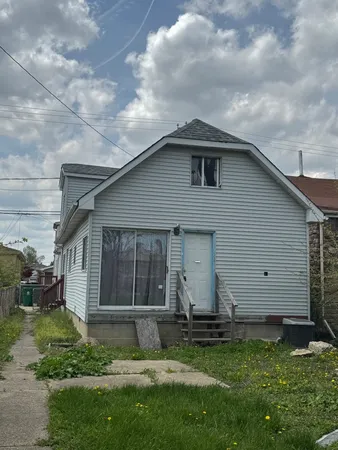$125,000 | 4952 South Laramie Avenue, Chicago, IL 60638