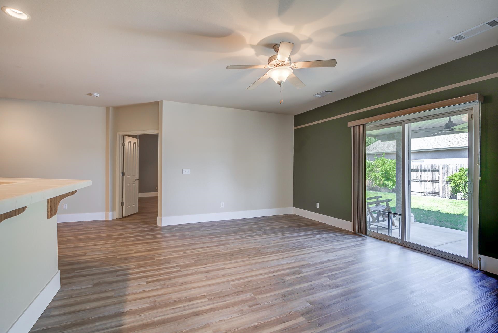 490 Springtime Lane Red Bluff, CA 96080 - Photo 6 of 40