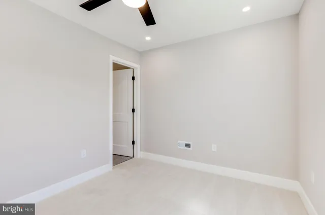 $3,500 | 369 East Hector Street, Conshohocken, PA 19428