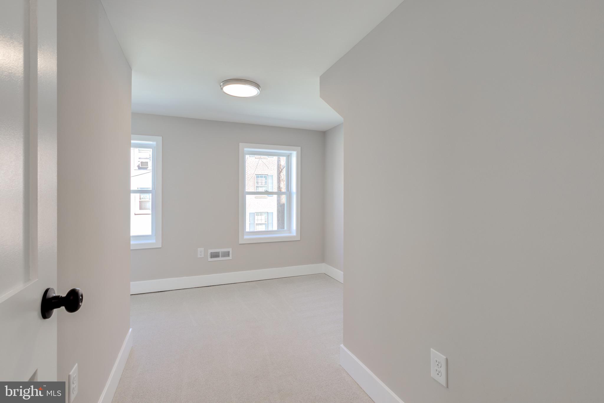 369 East Hector Street Conshohocken, PA 19428 - Photo 30 of 44 an empty room with windows