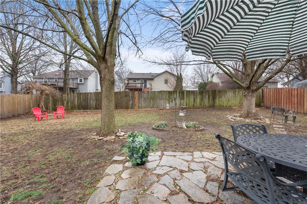 1440 Southwest Mission Road Lee's Summit, MO 64081 - Photo 29 of 32