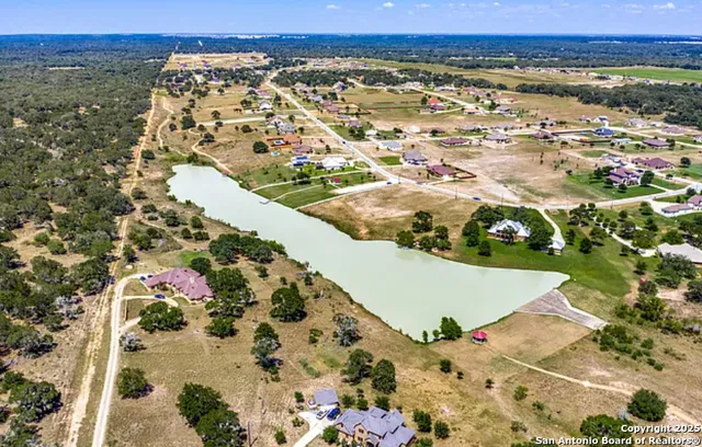 $165,000 | 241 Abrego Lake Drive, Floresville, TX 78114