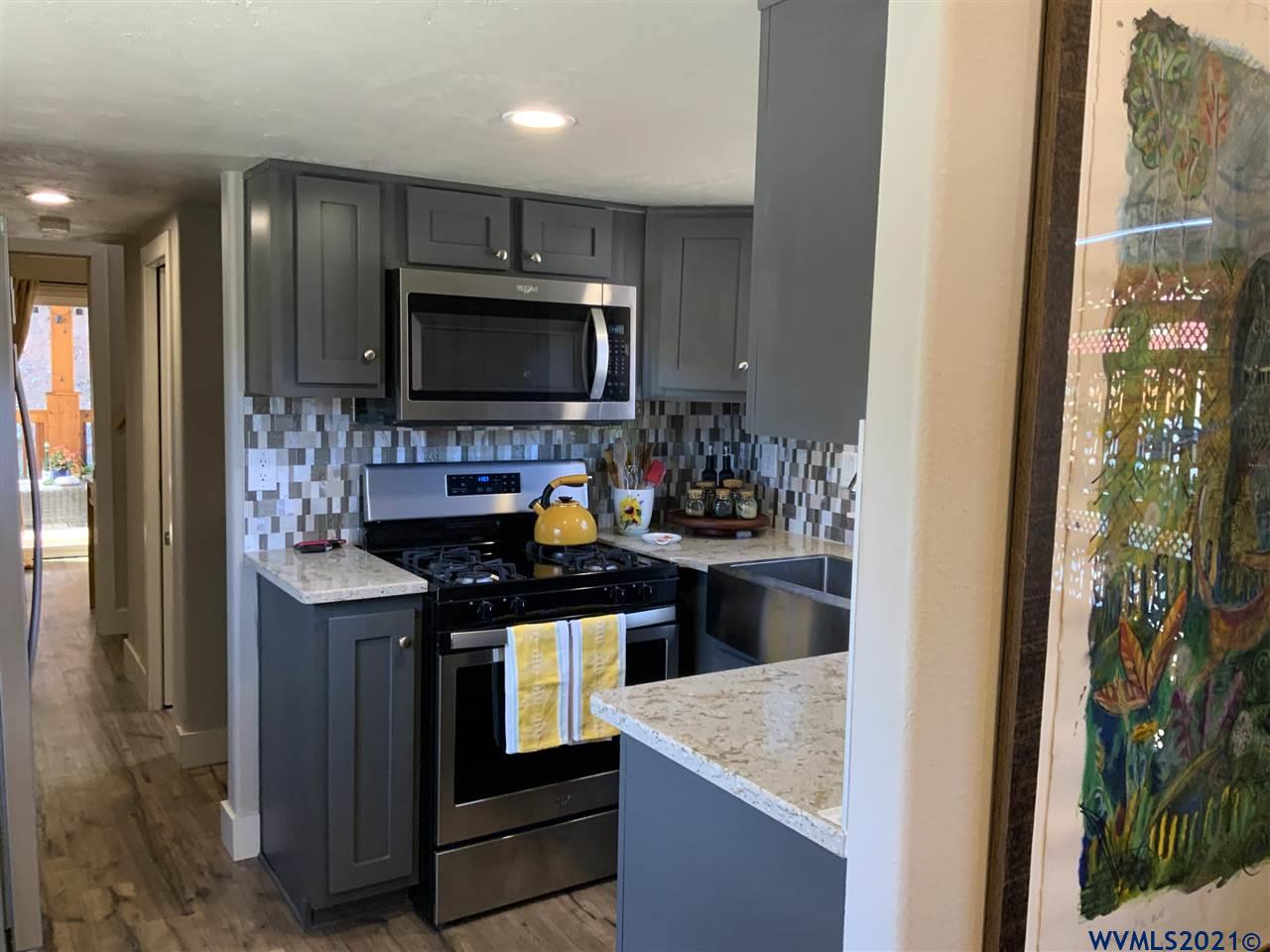 8372 Enchanted Way Southeast, Unit 230 Turner, OR 97392 - Photo 21 of 30