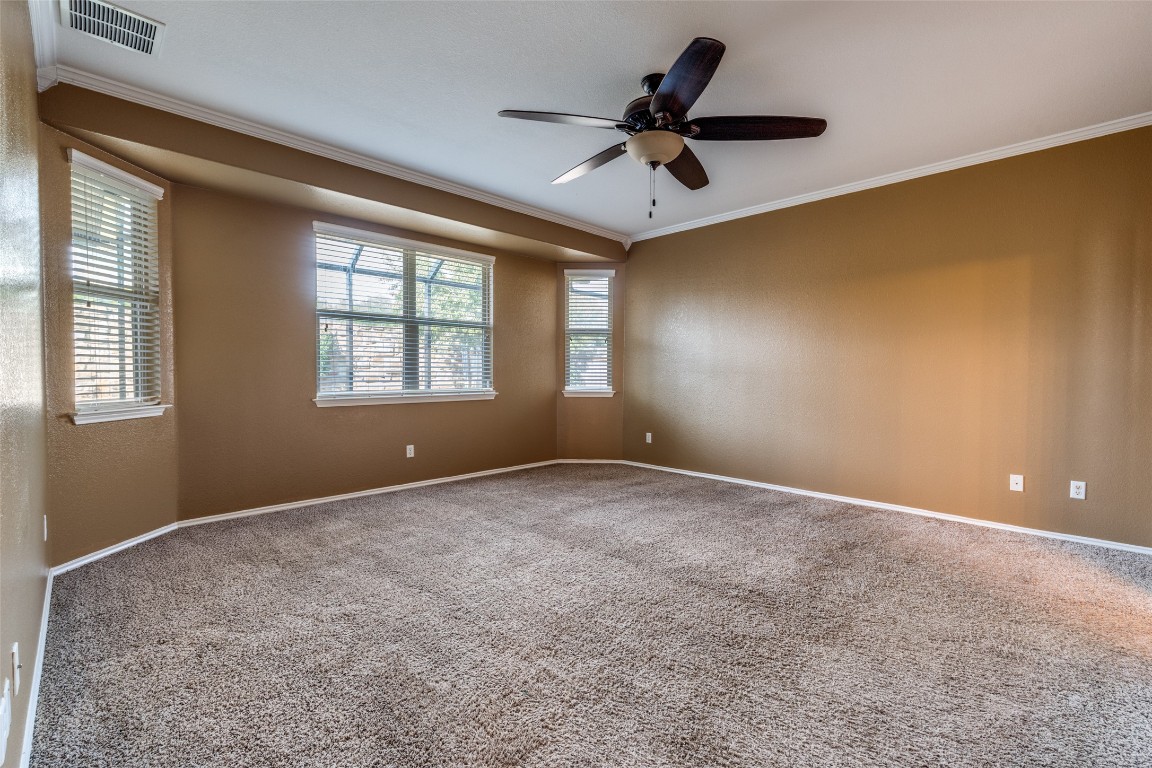 305 Leather Oak Loop San Marcos, TX 78666 - Photo 17 of 30