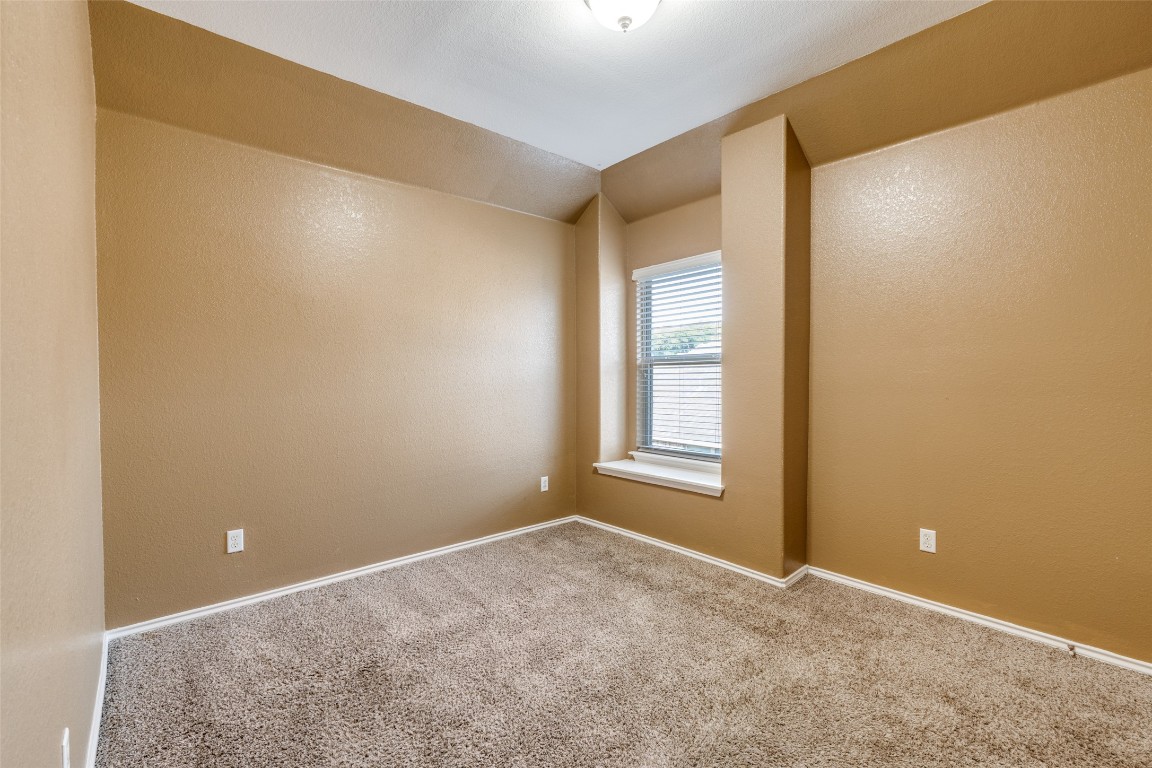305 Leather Oak Loop San Marcos, TX 78666 - Photo 23 of 30