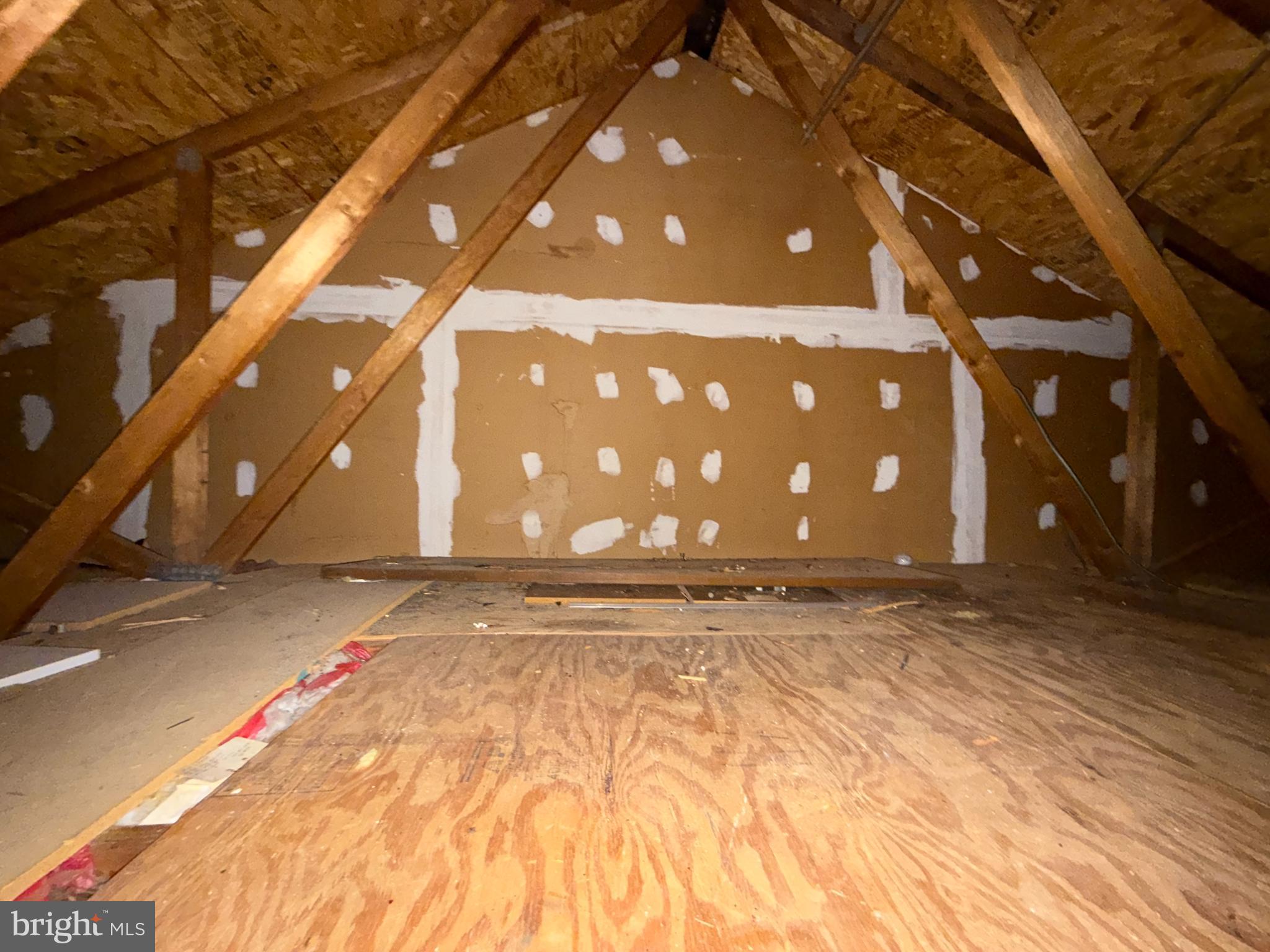 1050 Ramsgate Court Sterling, VA 20164 - Photo 19 of 20 a view of a building