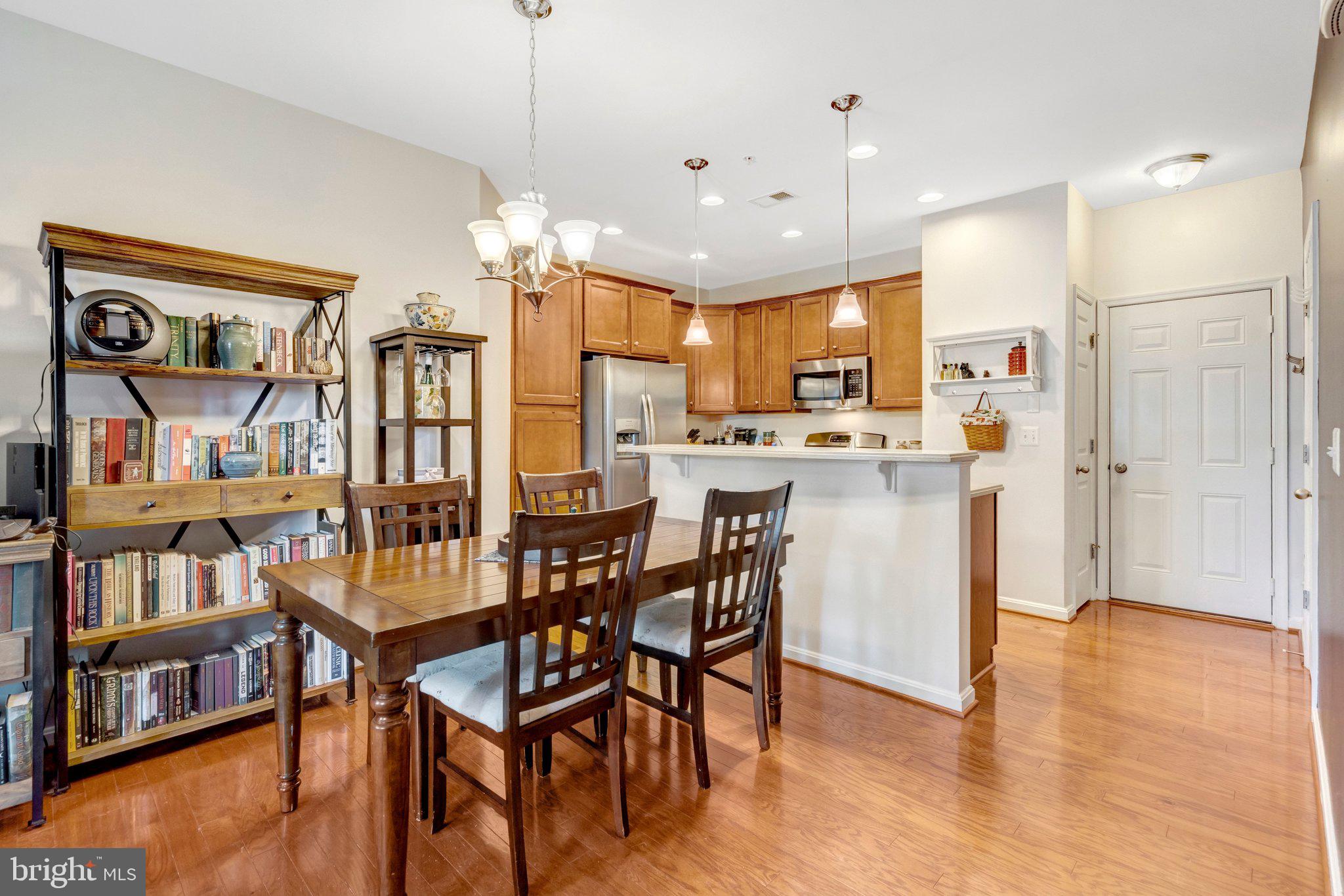 9431 Stonewall Road Manassas, VA 20110 - Photo 5 of 22