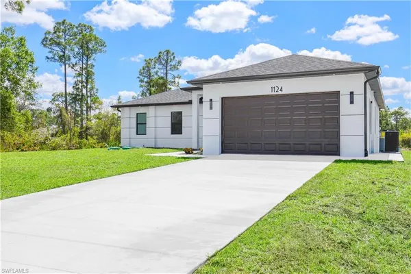 $364,900 | 1124 Edelweiss Street East, Lehigh Acres, FL 33974