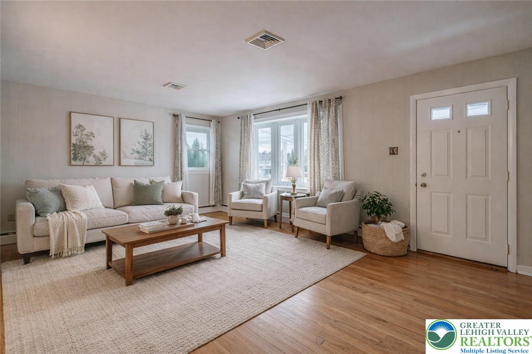 562 Fairview Street Emmaus, PA 18049 - Photo 7 of 54 virtual stage design