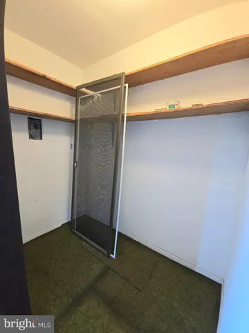 a close view of washer and dryer