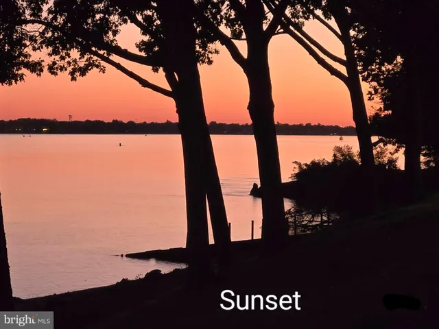 $184,900 | 5026 North Convent Lane, Unit J, Philadelphia, PA 19114