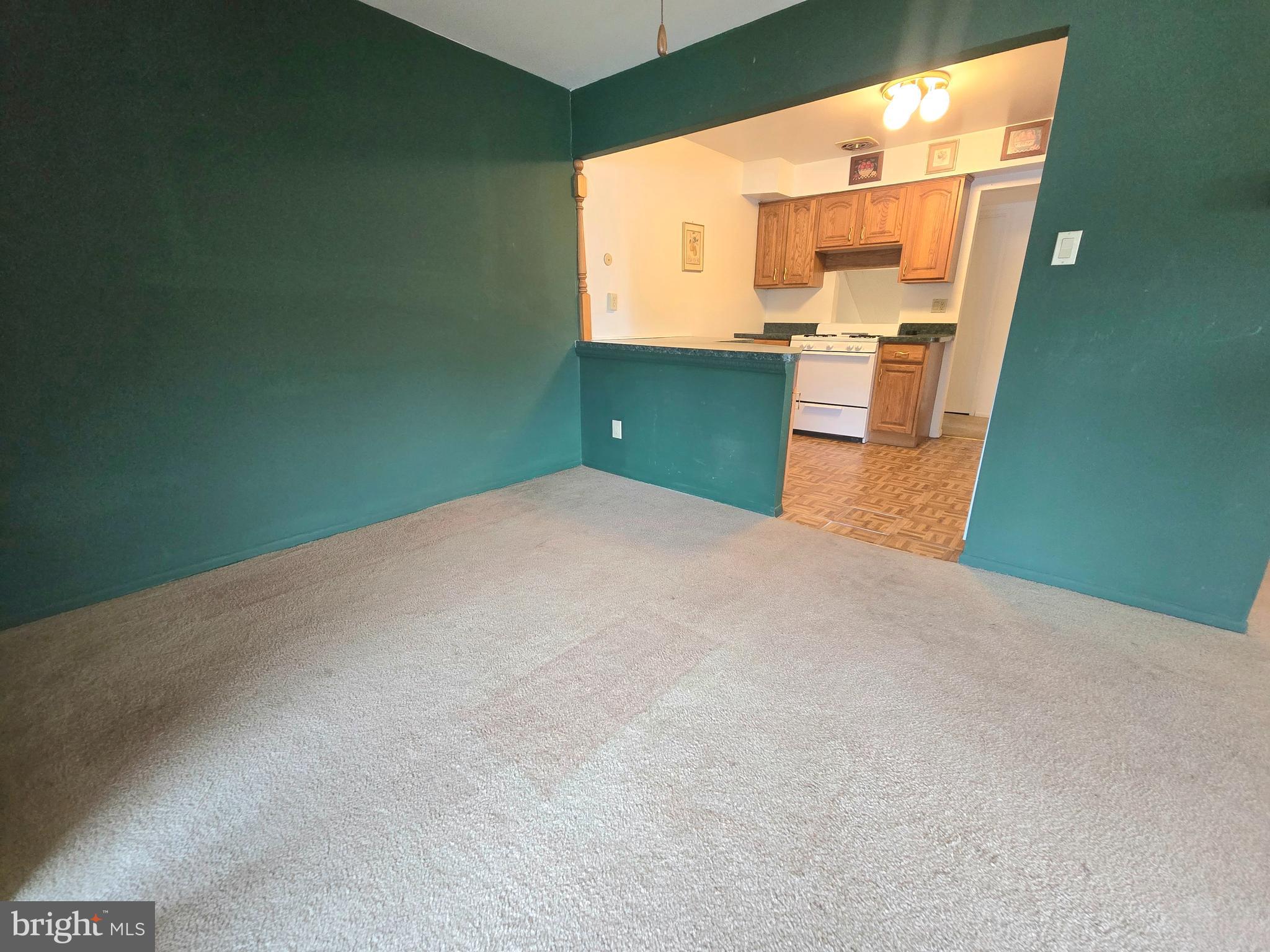 5026 North Convent Lane, Unit J Philadelphia, PA 19114 - Photo 9 of 41 a workspace with a window