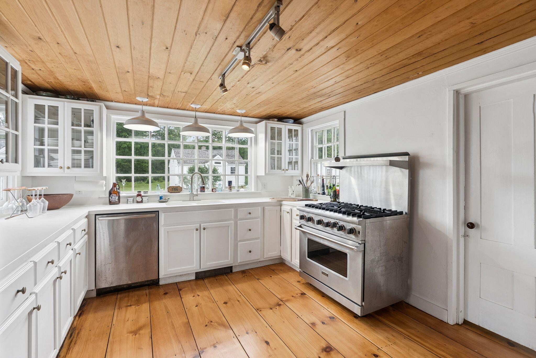 190 Mills Road Kennebunkport, ME 04046 - Photo 15 of 79 190 Mills