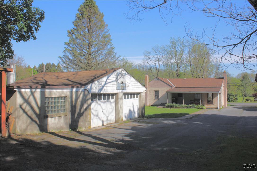4802 Buckeye Road Emmaus, PA 18049 - Photo 19 of 22 Gallery Image 19