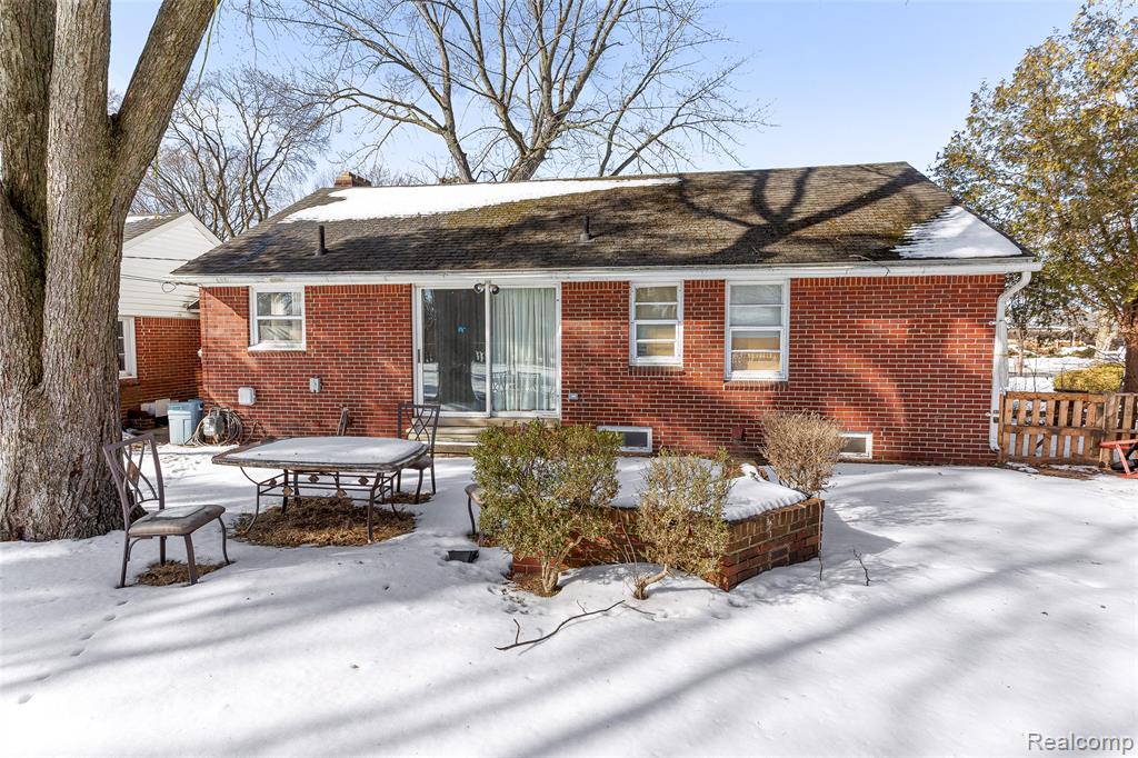 1830 North Gulley Road Dearborn, MI 48128 - Photo 13 of 29