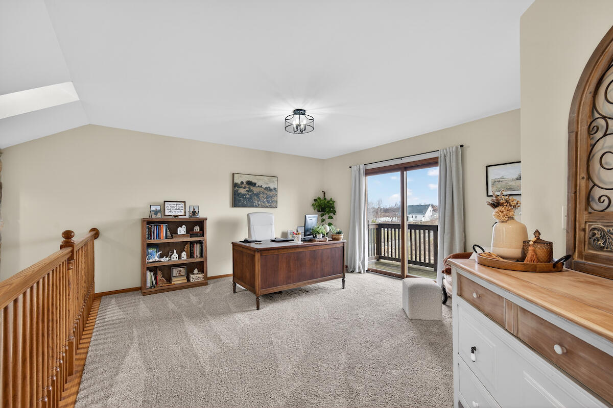 8900 Citadel Terrace Sturtevant, WI 53177 - Photo 16 of 24 Loft