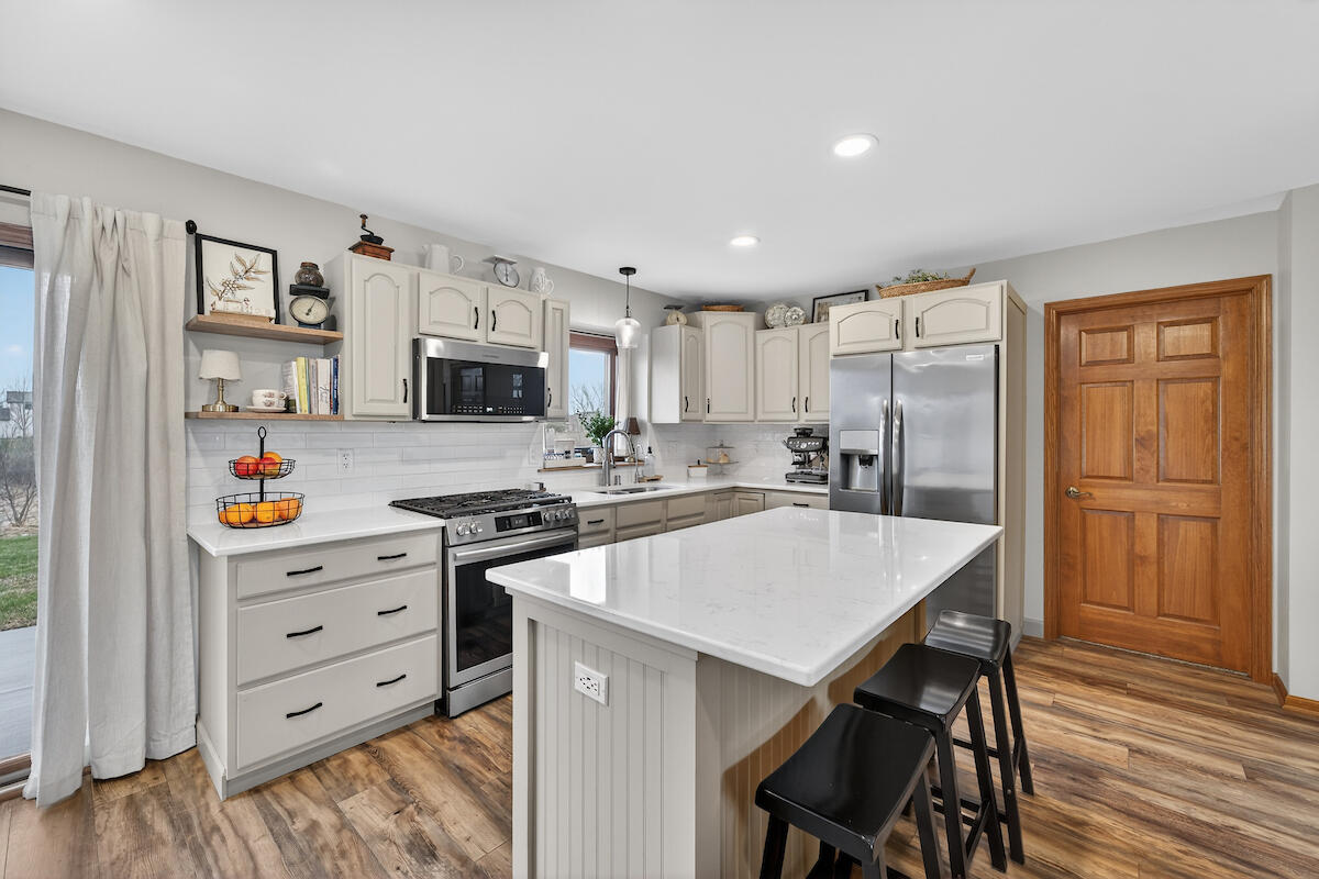 8900 Citadel Terrace Sturtevant, WI 53177 - Photo 5 of 24 Updated Kitchen