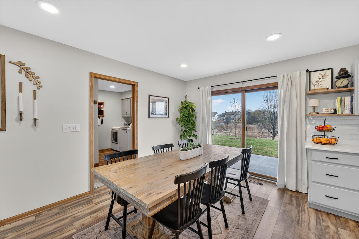 8900 Citadel Terrace Sturtevant, WI 53177 - Photo 8 of 24 Dining area