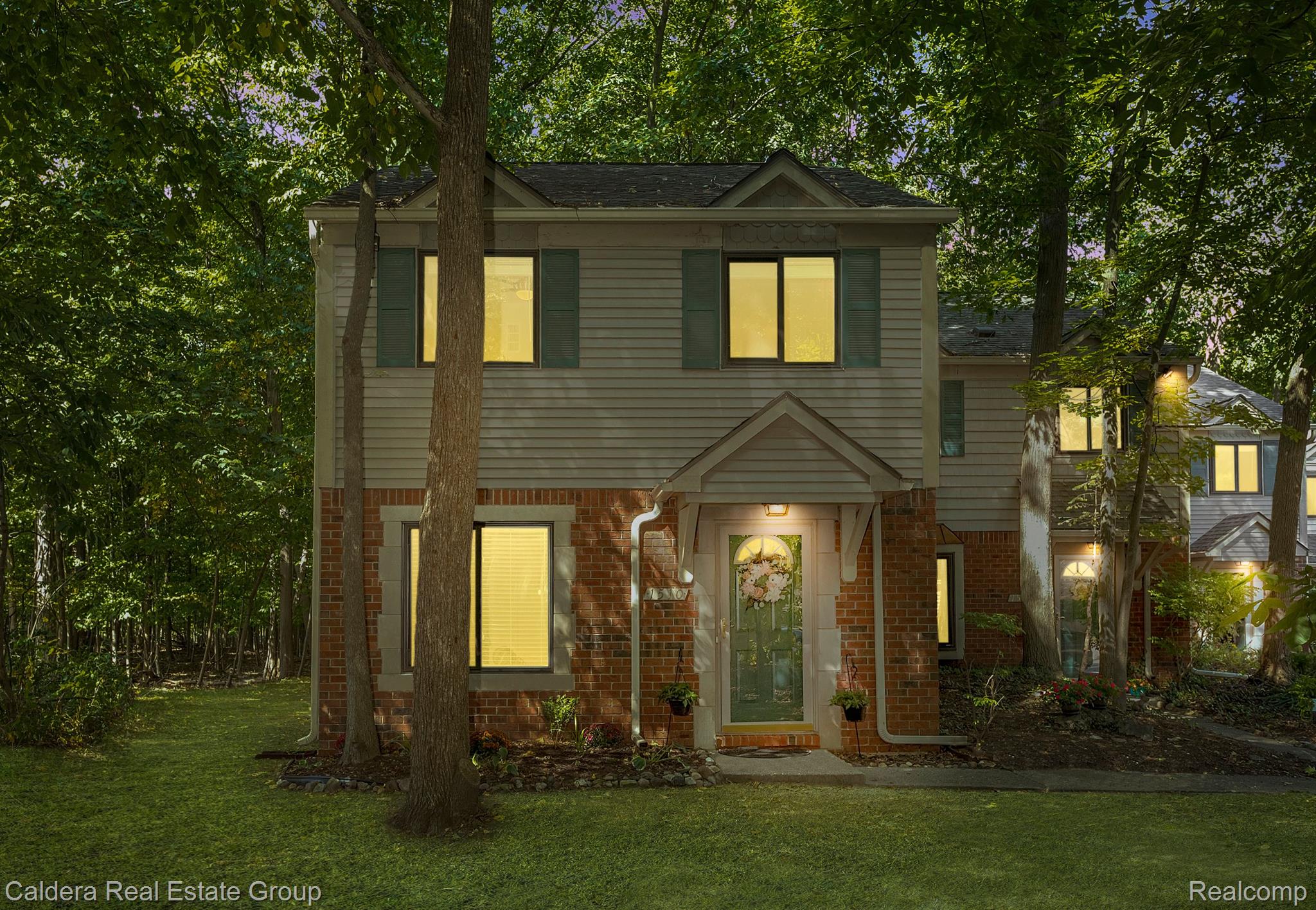 1510 Streamwood Court Rochester, MI 48309 - Photo 2 of 32 Gallery Image 2