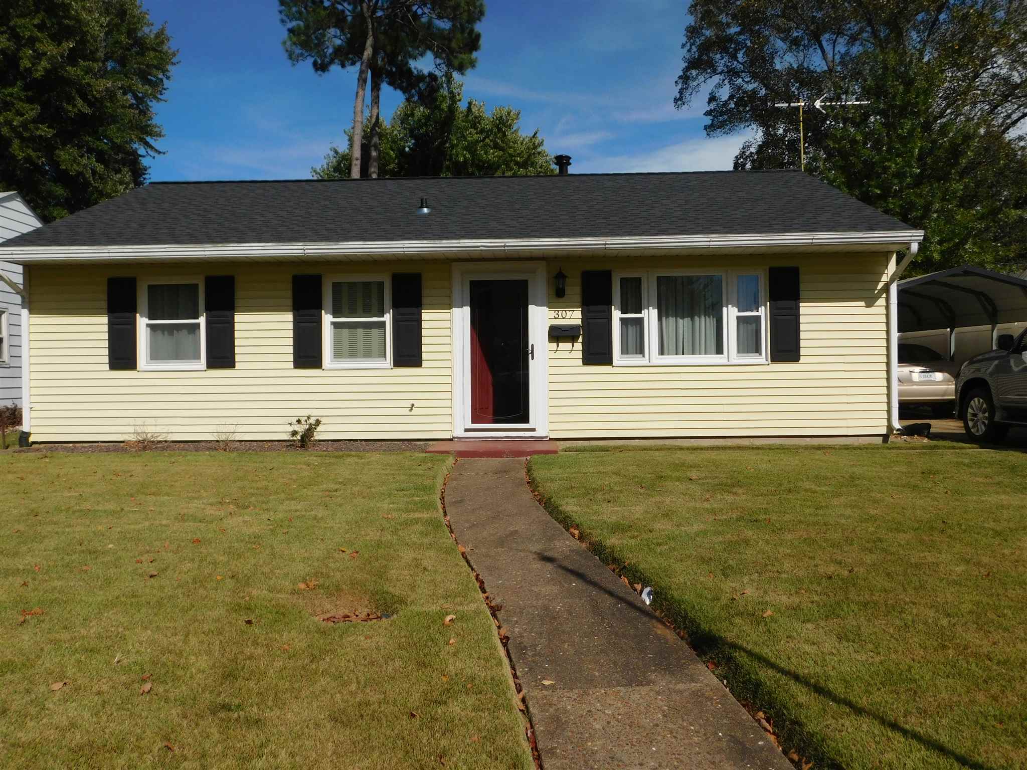 307 Sheridan Road Evansville, IN 47710 - Photo 1 of 18 Gallery Image 1