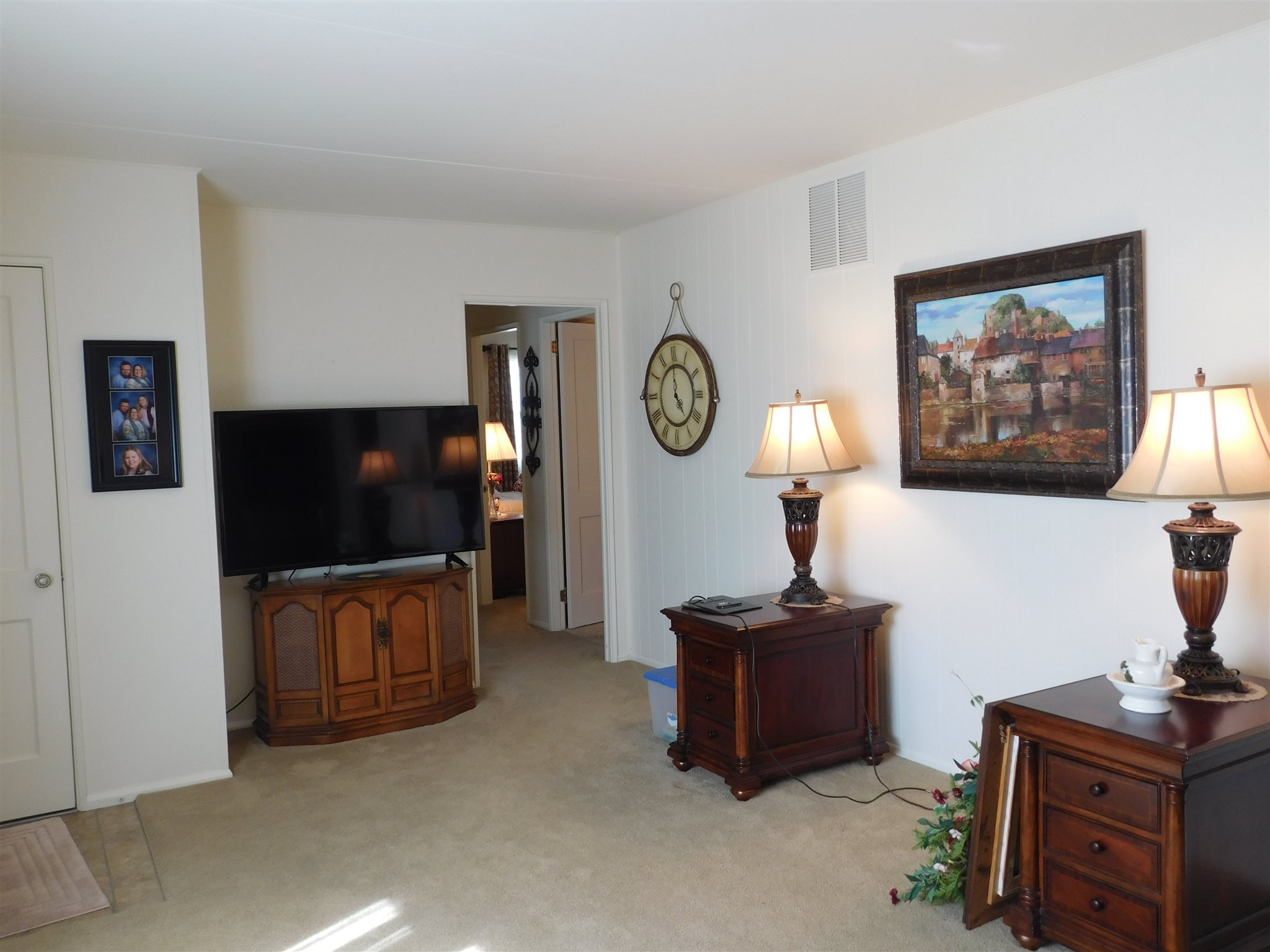 307 Sheridan Road Evansville, IN 47710 - Photo 7 of 18 Gallery Image 7