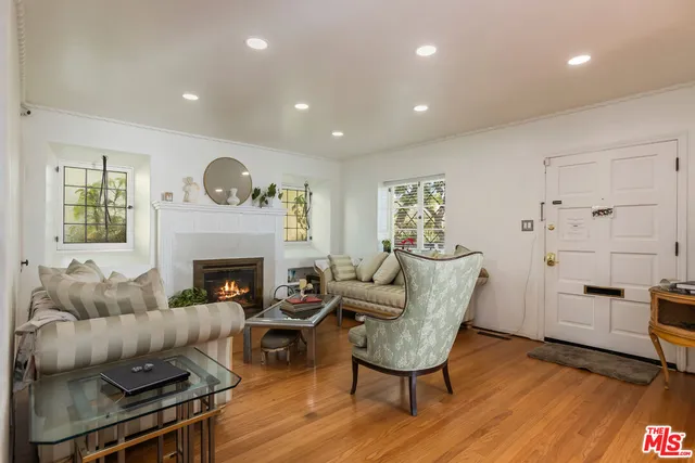 $1,025,000 | 4115 Edgehill Drive, Los Angeles, CA 90008