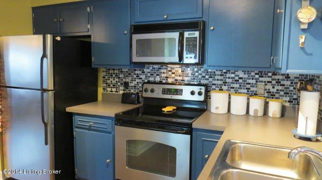4521 Sandhill Road Louisville, KY 40219 - Photo 14 of 25 stainless 'look' appliances