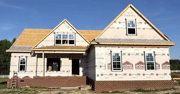 $469,900 | 7655 Sweetwater Drive, Nashville, NC 27856