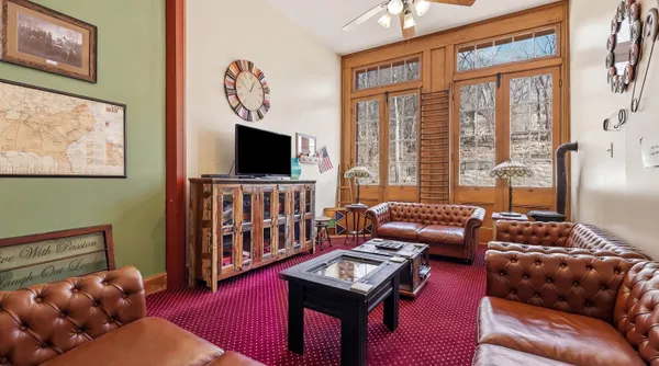 $1,250,000 | 334 Spring Street, Galena, IL 61036