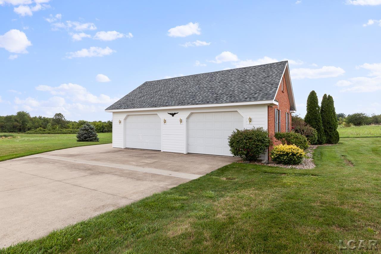 3883 Emery Road Adrian, MI 49221 - Photo 11 of 76