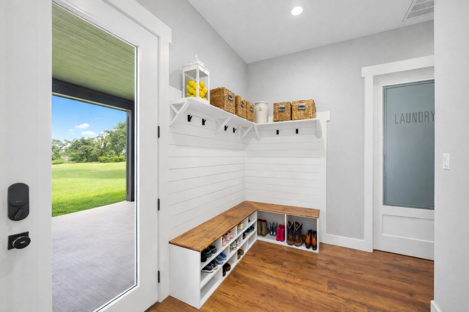 1507 Smith Rau Road Columbus, TX 78934 - Photo 14 of 42 a living room with a bed and a large window