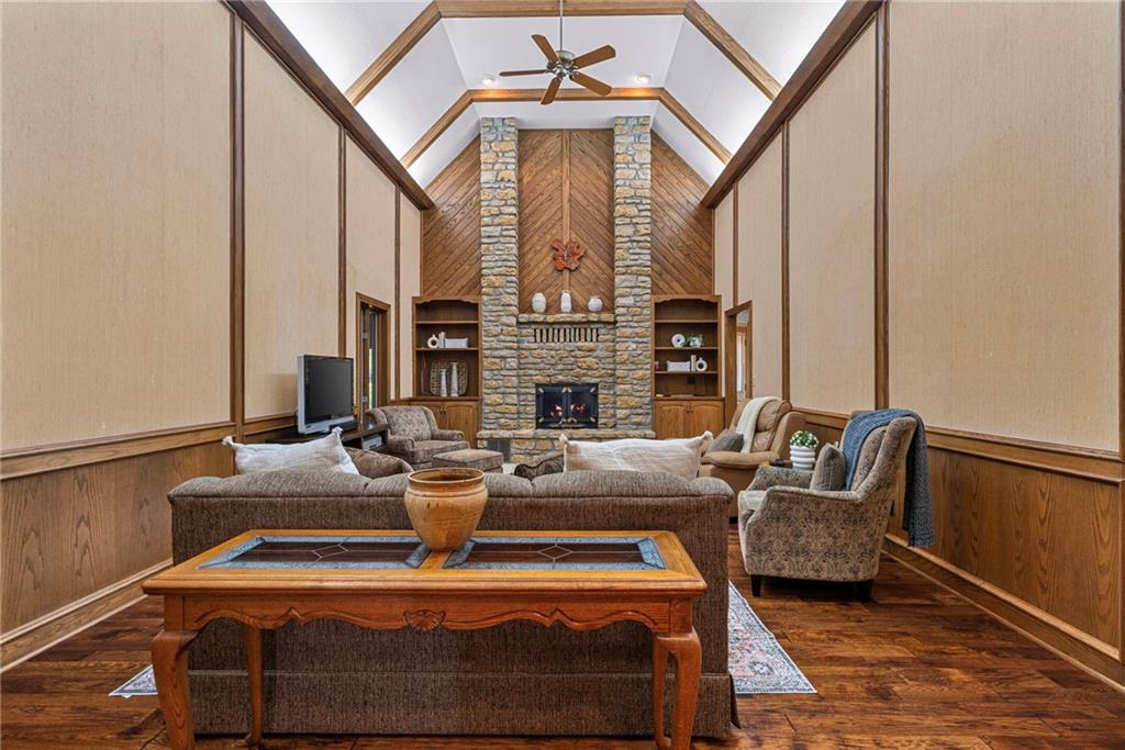 21898 Sunflower Road Edgerton, KS 66021 - Photo 4 of 57 Gallery Image 4
