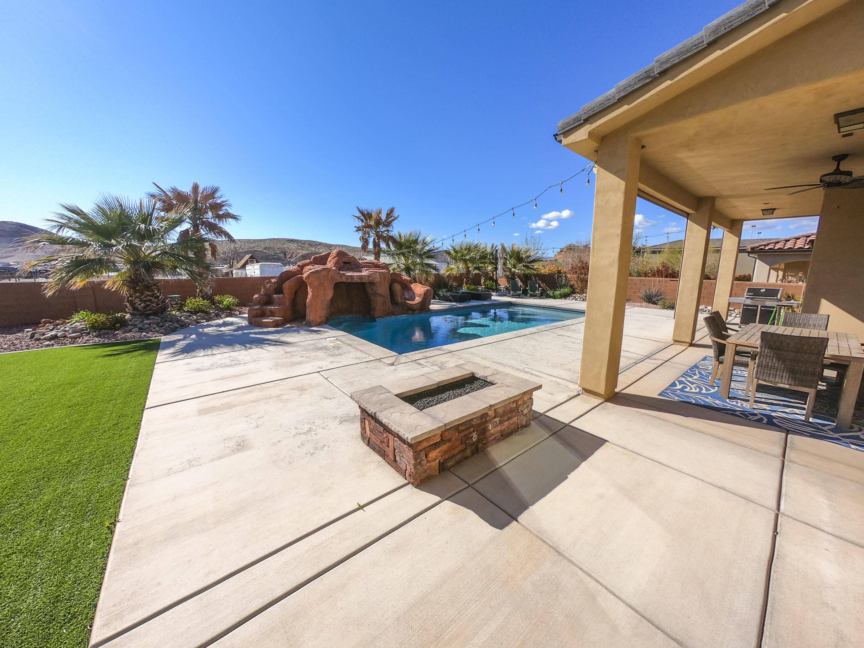 3286 North 2240 East St. George, UT 84790 - Photo 1 of 1 GOPR8613132