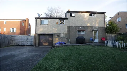 $224,900 | 142 Xavier Drive, Verona, PA 15147