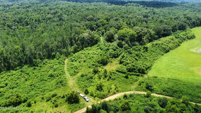 $160,000 | 1 Rockport Road, Lexington, MS 39095