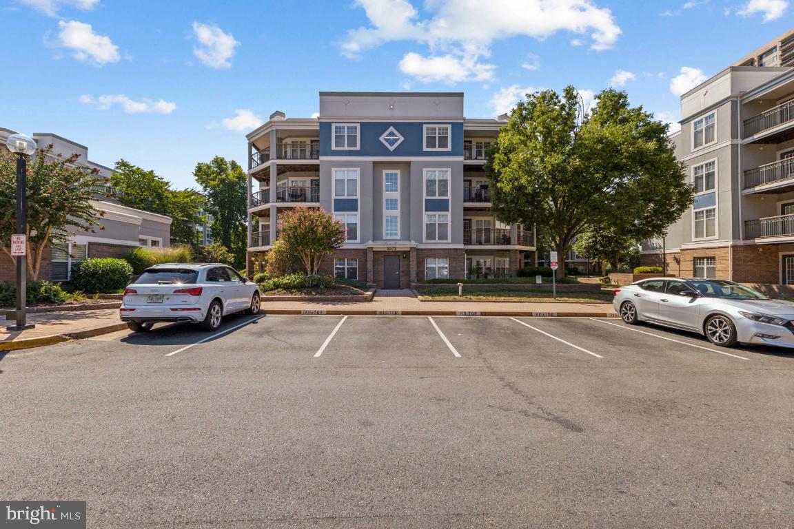 5573 Seminary Road, Unit 208 Falls Church, VA 22041 - Photo 1 of 33 Front Main