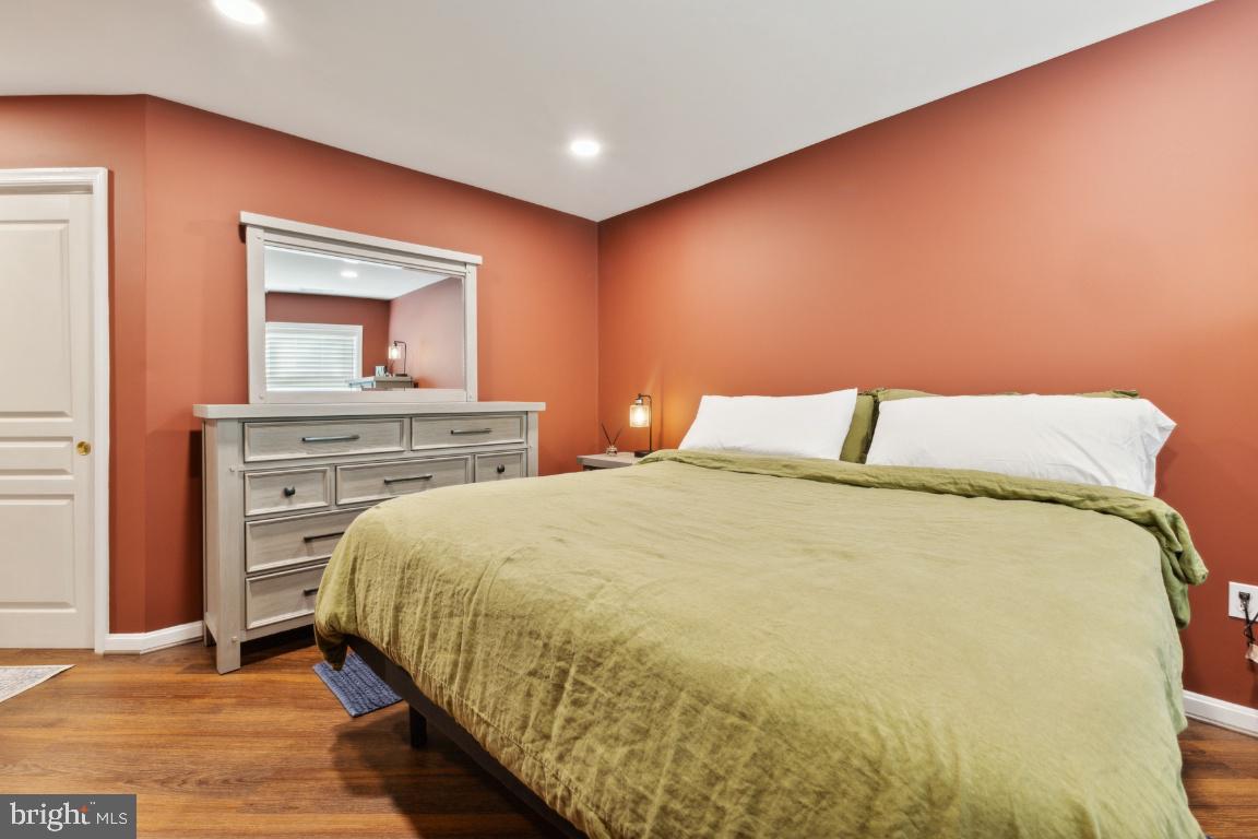 5573 Seminary Road, Unit 208 Falls Church, VA 22041 - Photo 20 of 33 Bedroom with King size Bed