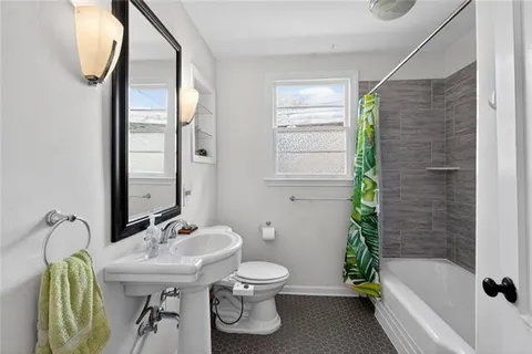 $585,000 | 621 Franklin Avenue, New Orleans, LA 70117