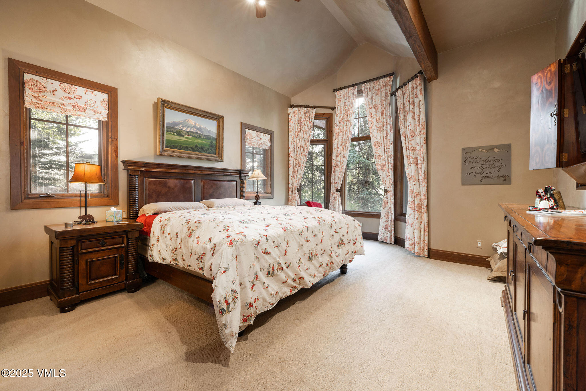 15 Eagle River Road Edwards, CO 81632 - Photo 12 of 36 15_eagle_river_road_interior_primary