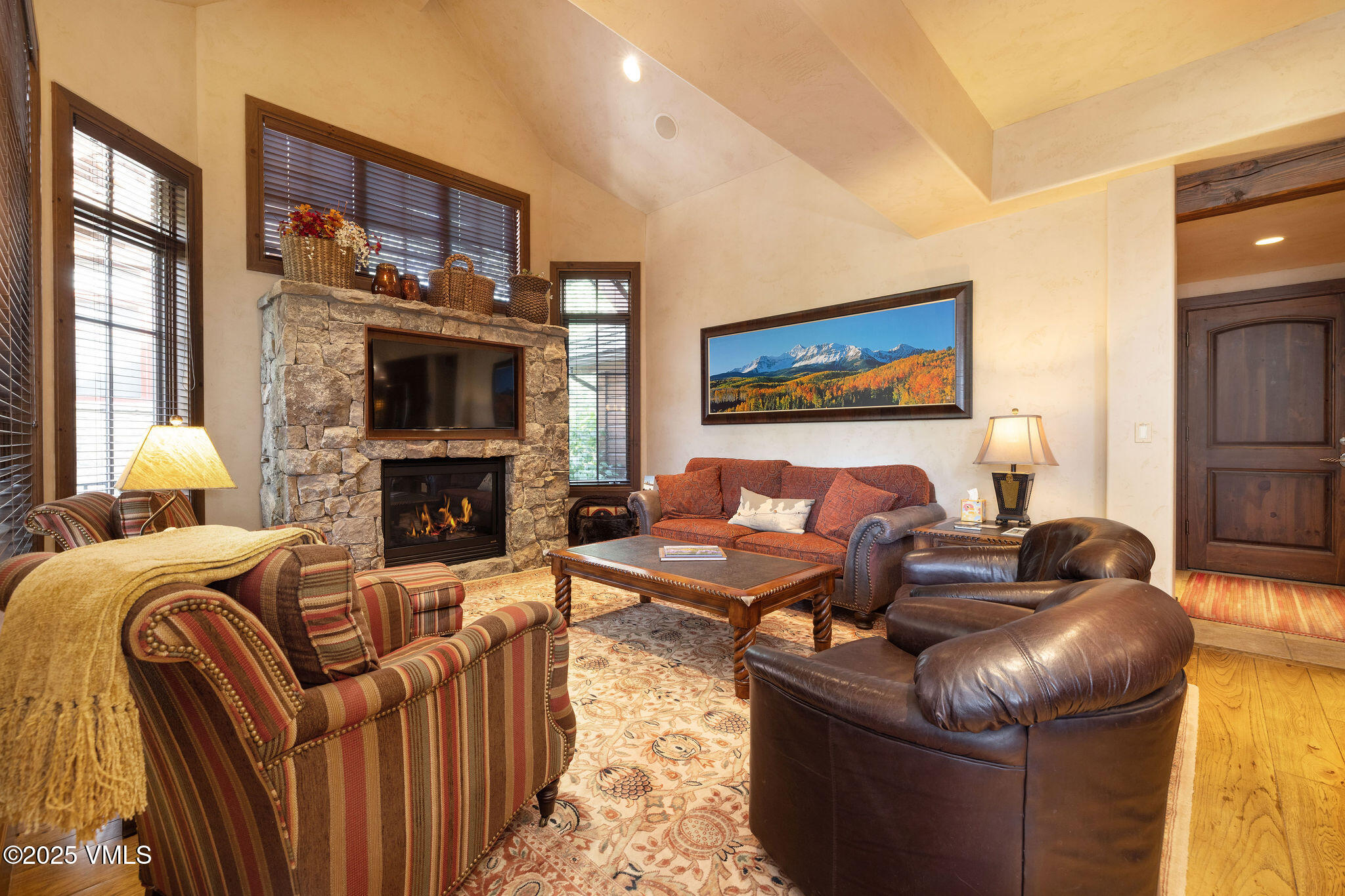 15 Eagle River Road Edwards, CO 81632 - Photo 8 of 36 2508_15_eagle_river_rd_interior_hearth