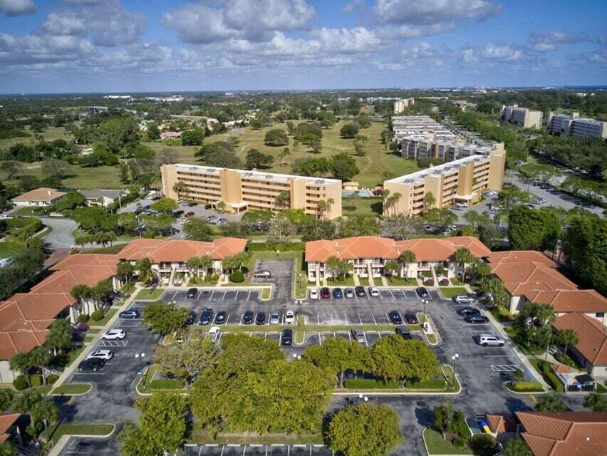 400 Club Circle, Unit 101 Boca Raton, FL 33487 - Photo 45 of 47 20201227155512634261000000-o