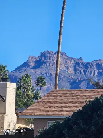 $416,999 | 825 West 15th Lane, Apache Junction, AZ 85120